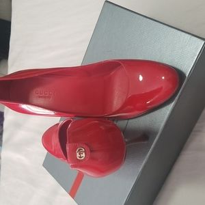 Gucci heels